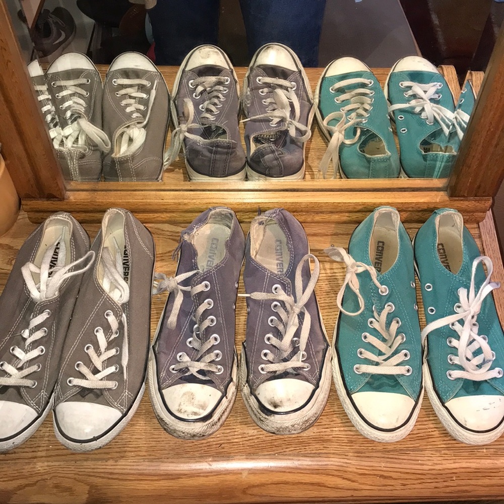3 pairs women’s size 8 low top converse